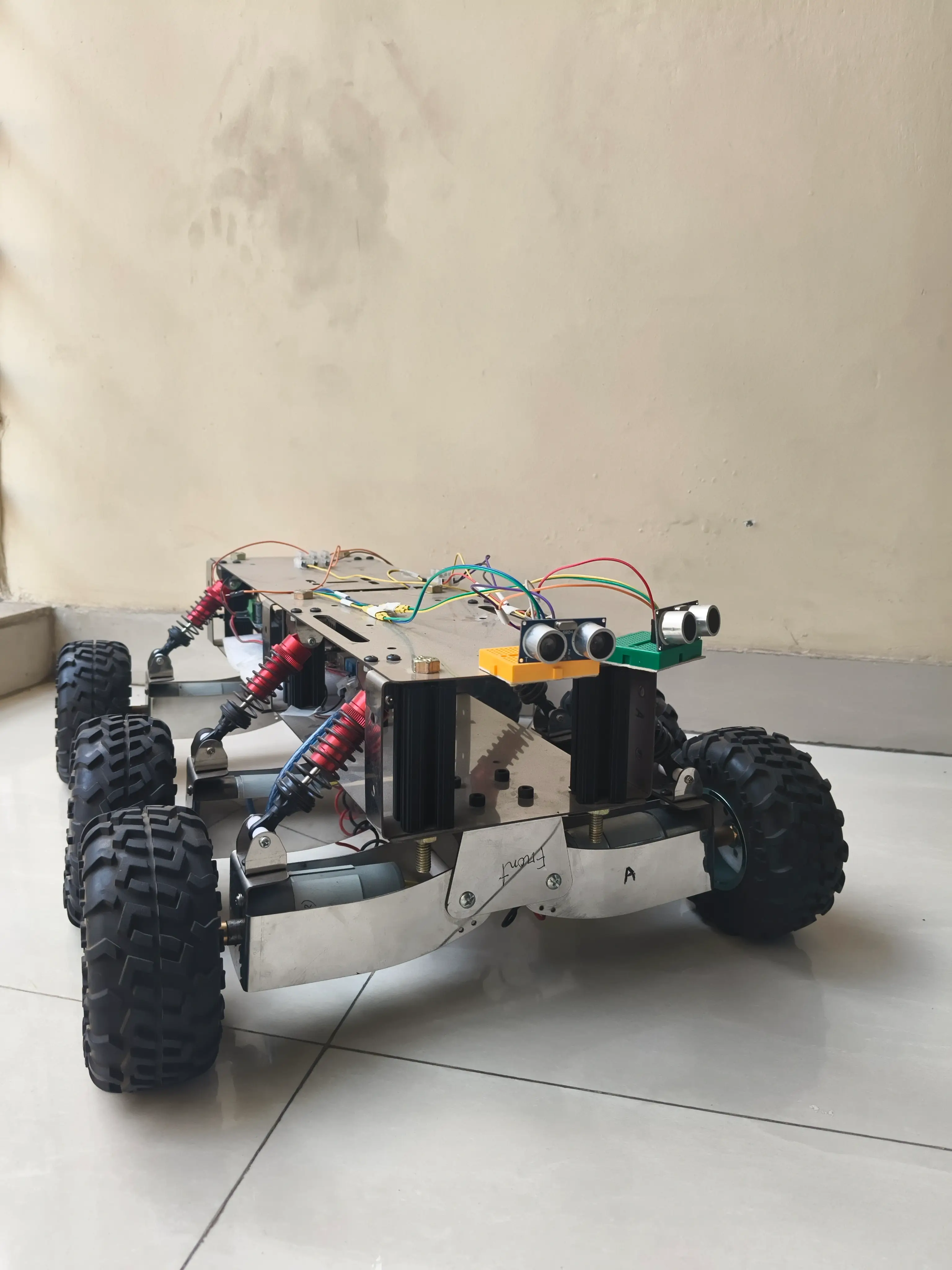 Wheel Tank Robot